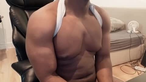 bbcthomas123112 online show from March 16, 5:39 pm