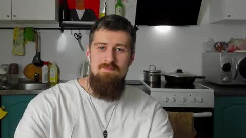 Snapshot of bearded_legend chatting on January 14, 7:53 pm Zeus online show from January 14, 7:53 pm