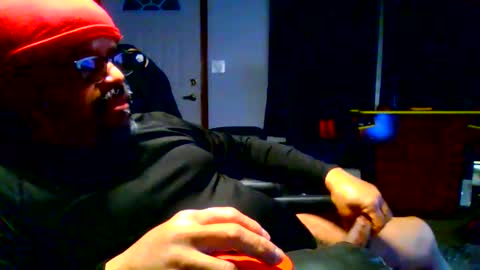 BEEF69DOG online show from May 10, 2:02 am