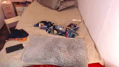 Bella online show from September 13, 5:03 pm