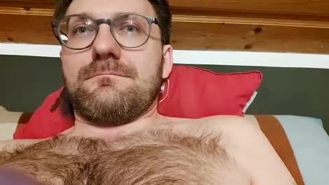 Snapshot of ben00189 chatting on February 24, 9:52 pm ben00189 online show from February 24, 9:52 pm