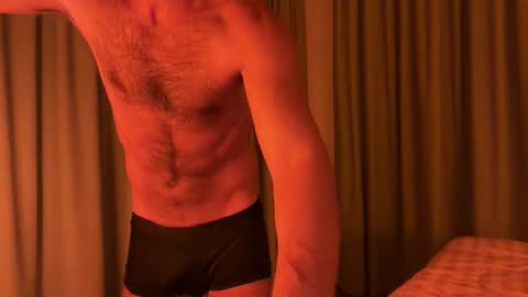 Snapshot of benb821 chatting on October 28, 3:25 pm Ben online show from October 28, 3:25 pm