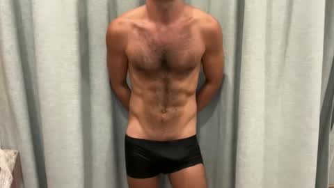 Snapshot of benb821 chatting on October 18, 12:10 pm Ben online show from October 18, 12:10 pm