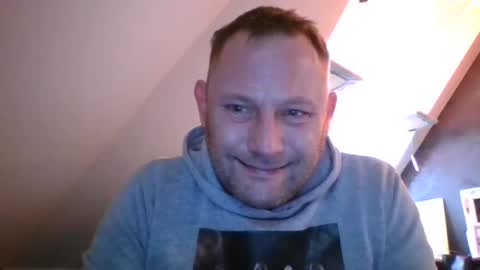 benizio online show from December 2, 11:10 am