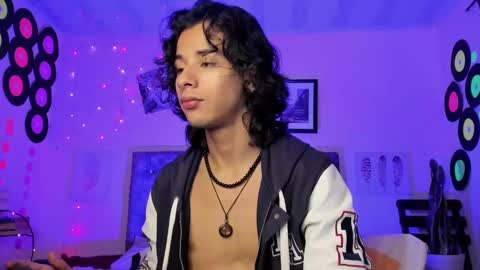 benjamin_fiore online show from February 27, 9:32 am