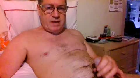 bennybutterfly007 online show from June 12, 5:11 pm
