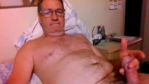 bennybutterfly007 online show from August 1, 7:35 pm