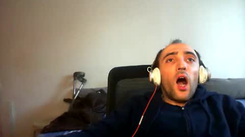 bentish online show from March 30, 3:13 pm