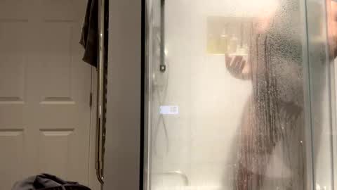 benz10001 online show from December 13, 4:00 am