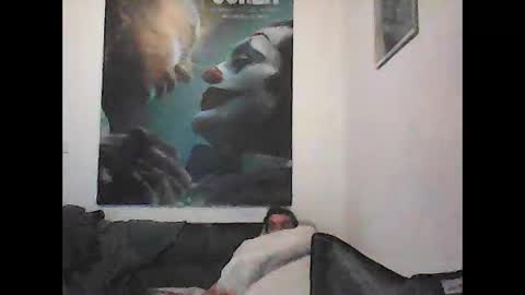 mobi online show from December 7, 11:23 pm