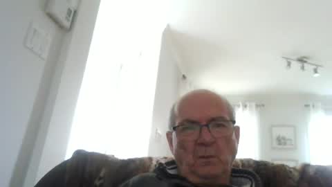 bernard1102 online show from June 20, 1:16 pm