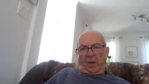 bernard1102 online show from July 17, 1:40 pm