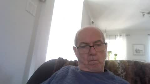 bernard1102 online show from July 15, 12:01 pm