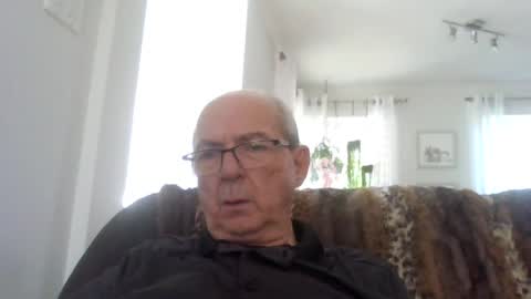 bernard1102 online show from July 31, 1:54 pm