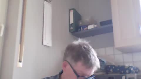 bernie6004 online show from June 18, 10:42 am