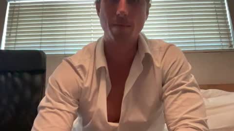 Bestcoast3579 online show from December 16, 6:15 pm