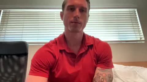 Snapshot of bestcoast35 chatting on February 25, 8:30 pm Bestcoast3579 online show from February 25, 8:30 pm