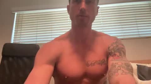 Snapshot of bestcoast35 chatting on December 2, 6:41 pm Bestcoast3579 online show from December 2, 6:41 pm