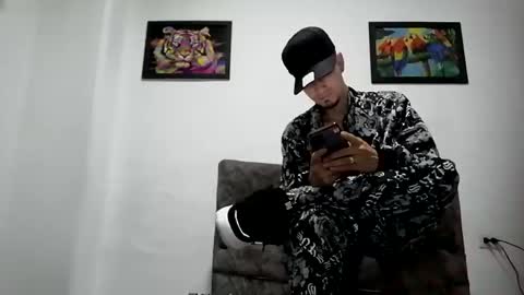 Andres online show from March 6, 10:47 pm