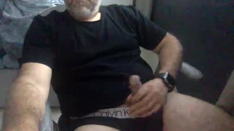 Virtual Gentleman online show from January 21, 9:46 pm