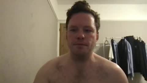 Snapshot of bhm2022 chatting on October 28, 7:49 pm bhm2022 online show from October 28, 7:49 pm