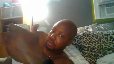 Mr make your throat stretch online show from June 30, 10:05 am