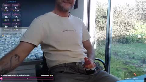 Snapshot of bi_french69 chatting on March 4, 8:35 am My name is David and if you like public exhibitions you wont be disappointed with me LoL - My favorite vibes is 44  online show from March 4, 8:35 am