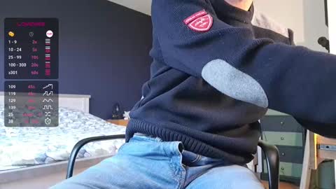 Snapshot of bi_french69 chatting on February 7, 10:19 am My name is David and if you like public exhibitions you wont be disappointed with me LoL - My favorite vibes is 44  online show from February 7, 10:19 am