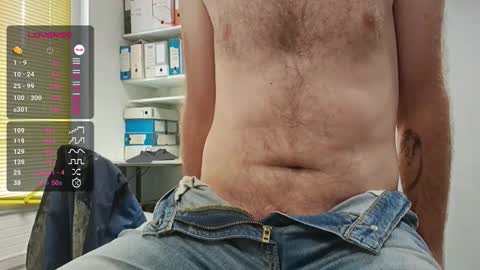 Snapshot of bi_french69 chatting on September 24, 4:49 pm My name is David and if you like public exhibitions you wont be disappointed with me LoL - My favorite vibes is 44  online show from September 24, 4:49 pm