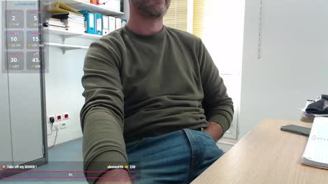 Snapshot of bi_french69 chatting on March 5, 3:29 pm My name is David and if you like public exhibitions you wont be disappointed with me LoL - My favorite vibes is 44  online show from March 5, 3:29 pm
