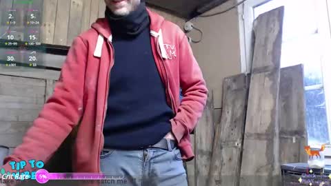 Snapshot of bi_french69 chatting on December 28, 3:16 pm My name is David and if you like public exhibitions you wont be disappointed with me LoL - My favorite vibes is 44  online show from December 28, 3:16 pm