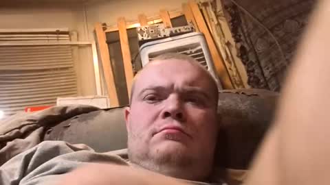 bidgdog41994 online show from March 7, 1:42 pm