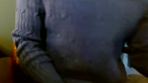 Snapshot of bifitboy chatting on January 6, 5:59 pm Ryan online show from January 6, 5:59 pm