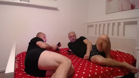 bigballs2403 online show from December 10, 4:38 pm