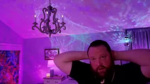 Bigboi1o11 online show from May 20, 7:04 am