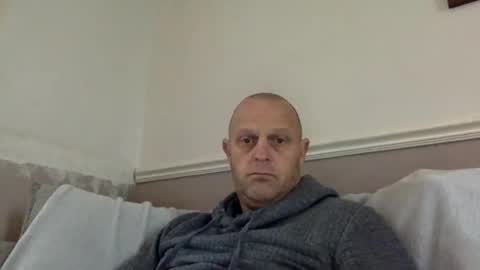 bigbumlover2377 online show from December 12, 11:07 am