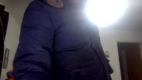 bigdickdangles472924 online show from November 12, 11:53 pm