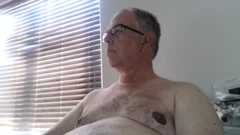 Snapshot of bigdylan17 chatting on September 27, 11:13 pm Dylan 56 Taleah 53 online show from September 27, 11:13 pm