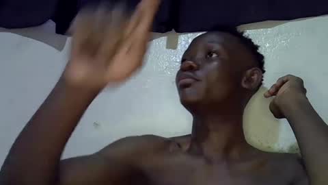 Snapshot of bigfeet9999 chatting on February 19, 1:06 pm Ask in pvt online show from February 19, 1:06 pm