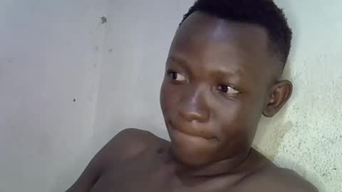 Snapshot of bigfeet9999 chatting on February 25, 11:19 am Ask in pvt online show from February 25, 11:19 am