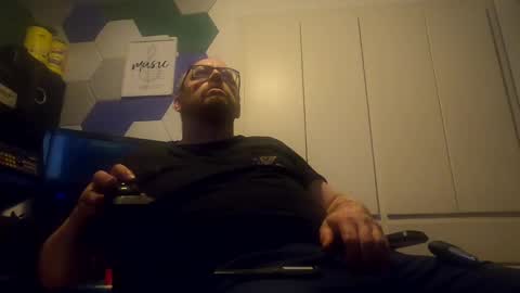 Snapshot of biggydee8989 chatting on September 22, 7:30 am biggydee8989 online show from September 22, 7:30 am