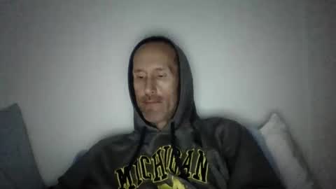 Snapshot of bighugemouthful chatting on February 22, 2:50 am Chaz online show from February 22, 2:50 am