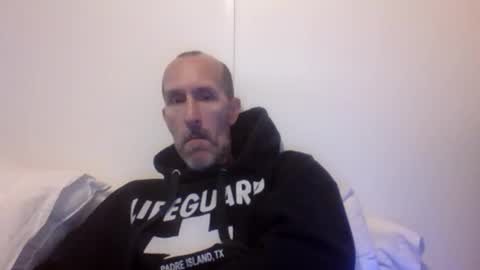 Snapshot of bighugemouthful chatting on October 29, 2:36 am Chaz online show from October 29, 2:36 am