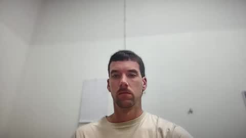 Snapshot of bigmachinejack chatting on October 23, 6:06 am bigmachinejack online show from October 23, 6:06 am