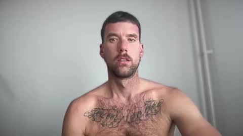 Snapshot of bigmachinejack chatting on October 8, 1:26 pm bigmachinejack online show from October 8, 1:26 pm