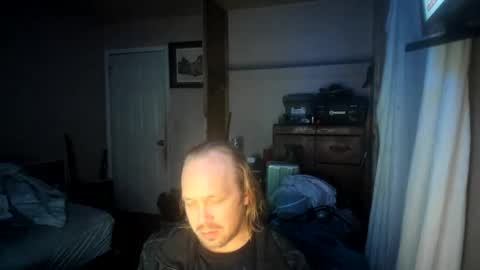 bigmike20129020 online show from December 14, 12:11 am