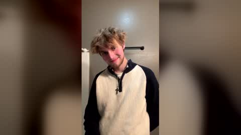 bigskinnyboyshh online show from December 17, 12:18 am