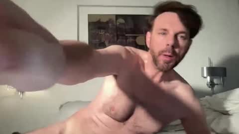 Snapshot of bigtallman chatting on January 19, 11:01 am tall boy online show from January 19, 11:01 am