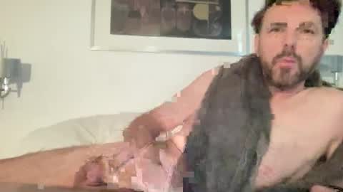 Snapshot of bigtallman chatting on February 12, 8:59 am tall boy online show from February 12, 8:59 am