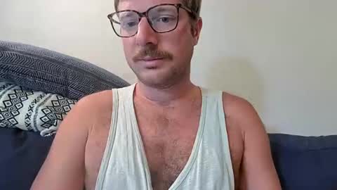 bigthickvic online show from May 16, 12:58 pm